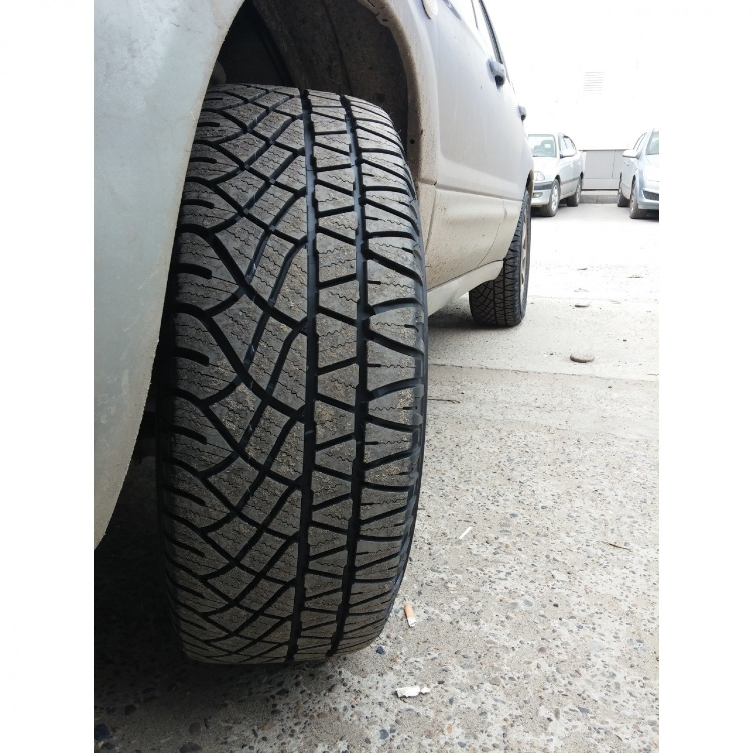 MICHELIN LATITUDE CROSS 215/65 R16 102H XL 739896. Купить Шины на  Официальном Сайте MICHELIN в России.